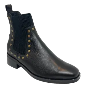 Geeteed boots
