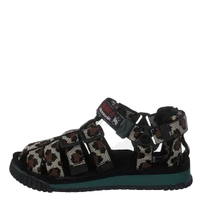 Hiker Leopard 04p