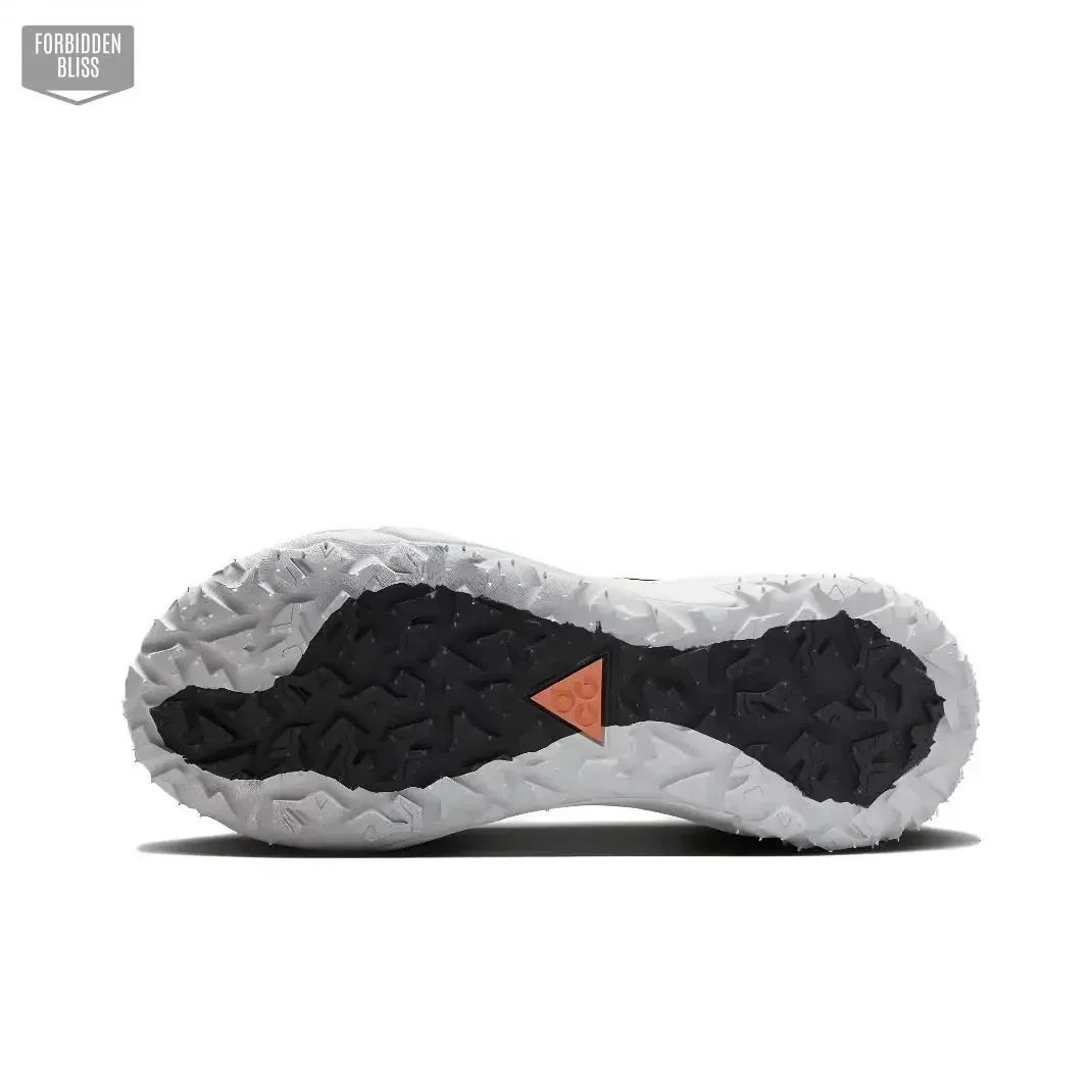 Nike ACG Mountain Fly