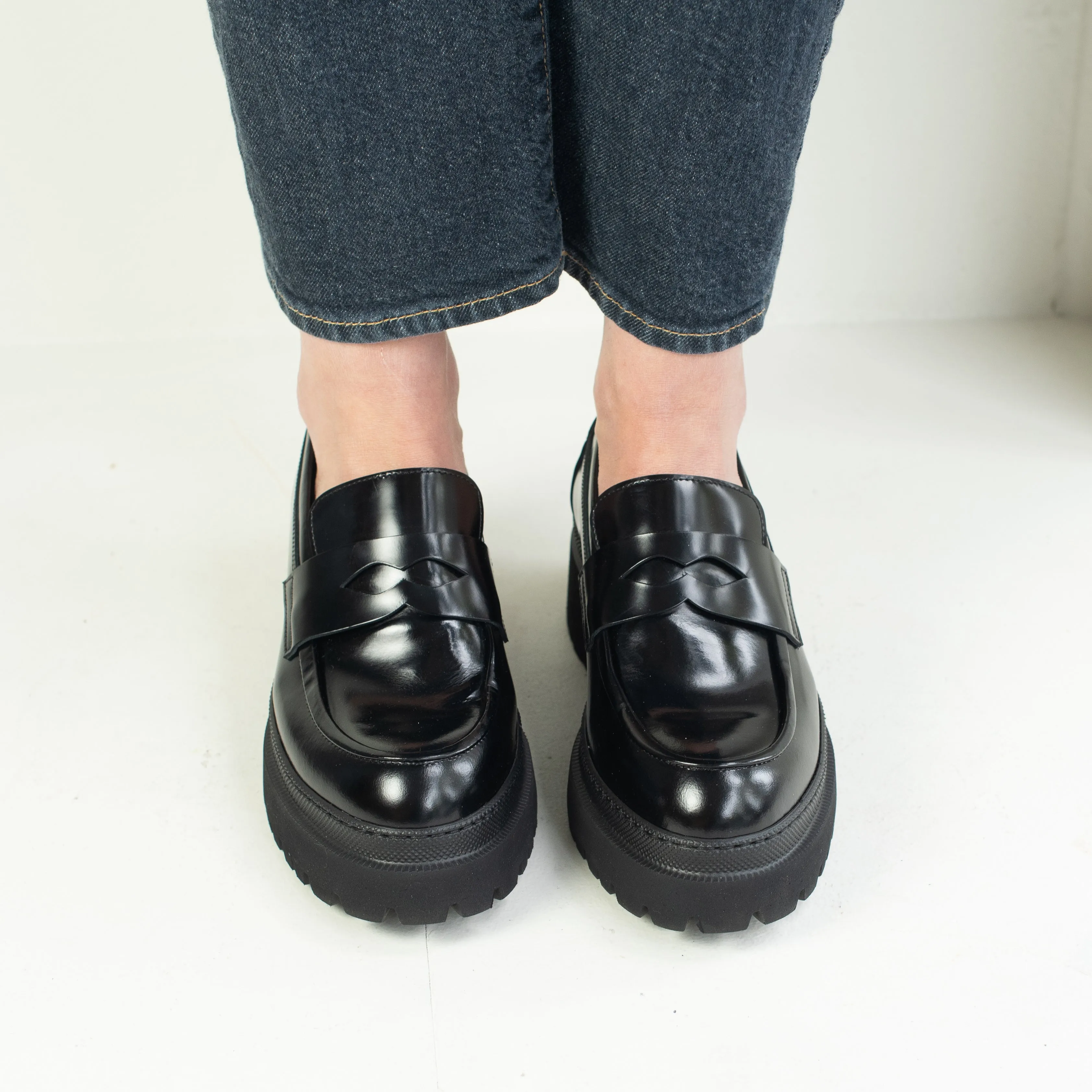 Pantanetti Chunky Loafer (black) ON SALE