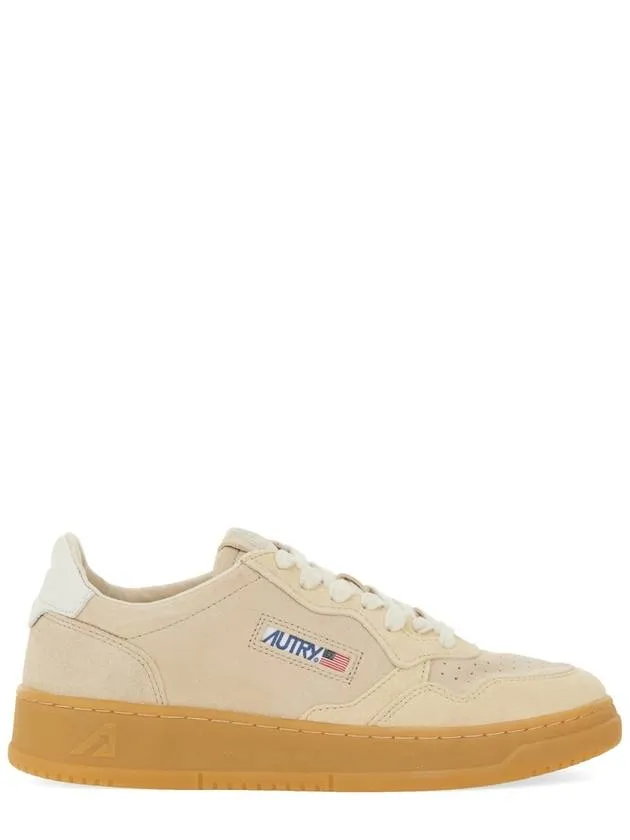 "MEDALIST LOW" SNEAKER