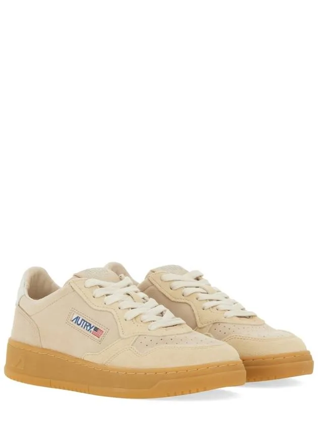 "MEDALIST LOW" SNEAKER