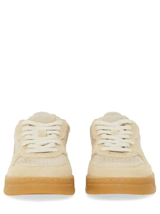 "MEDALIST LOW" SNEAKER